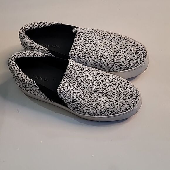 Vince Warren Knit Animal Print Slip Ons - Picture 3 of 13